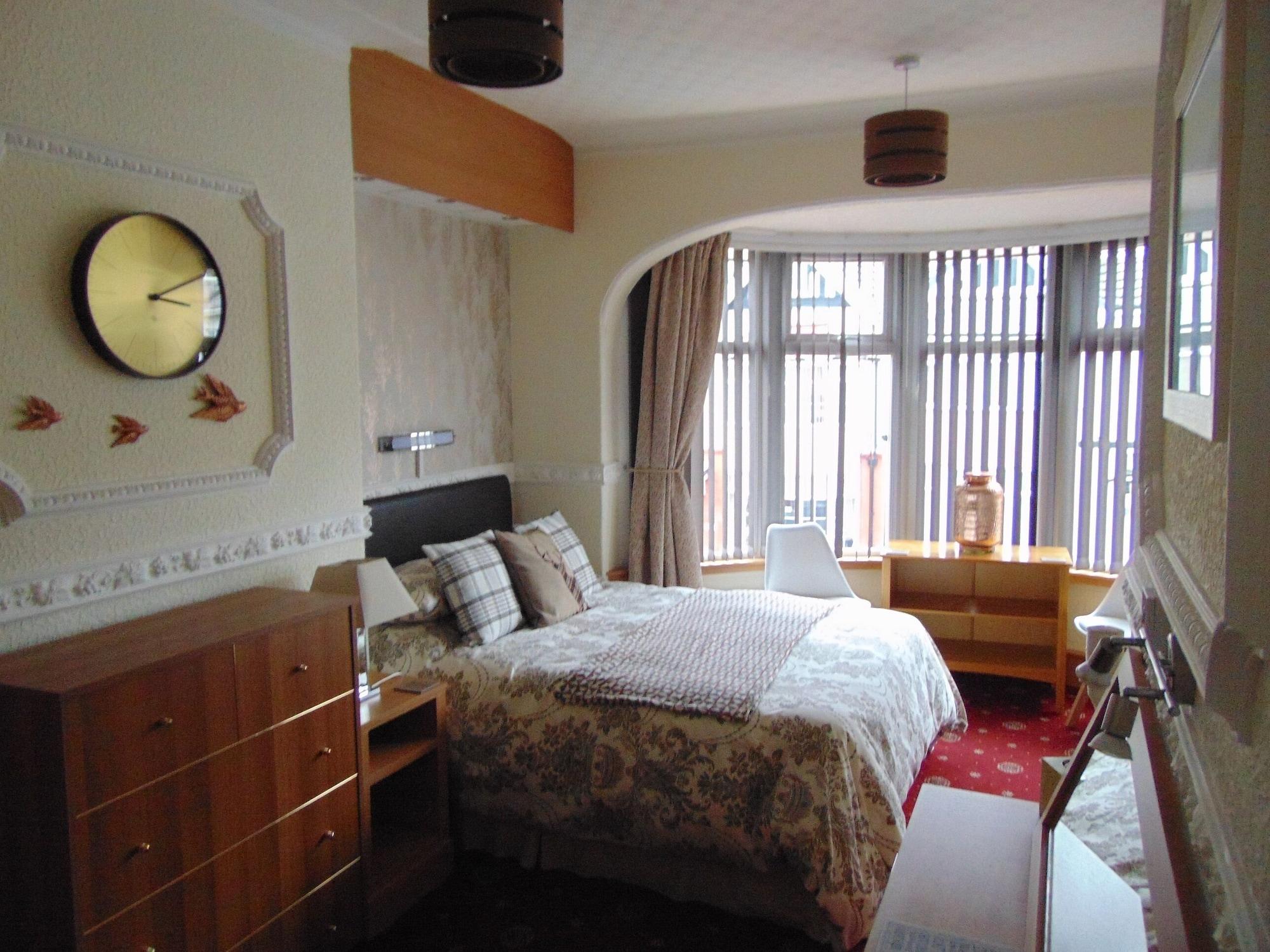 בלקפול The Golden Sands B&B מראה חיצוני תמונה