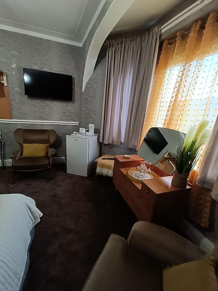 בלקפול The Golden Sands B&B מראה חיצוני תמונה